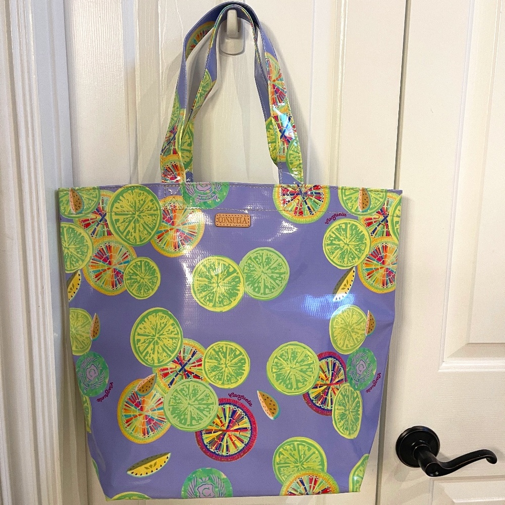 Consuela Sandy Tote Bag Lilac with lemon slices in green, yellow and multi-color